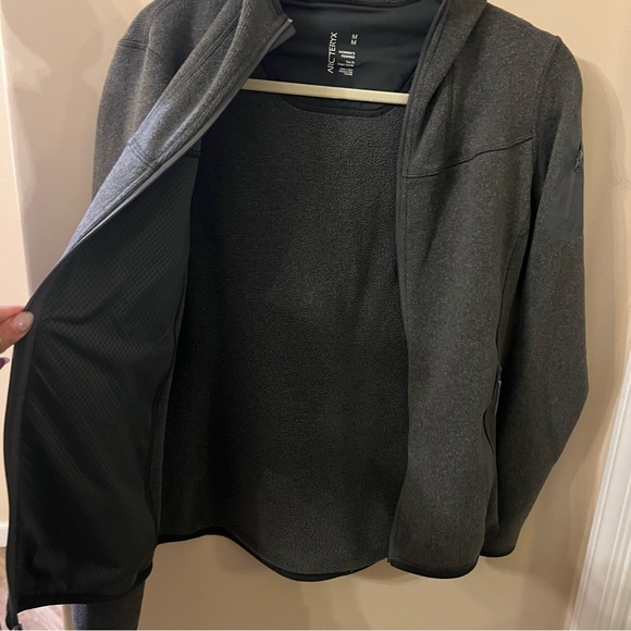 Arc’teryx Covert Fleece Hoody - Picture 10 of 11